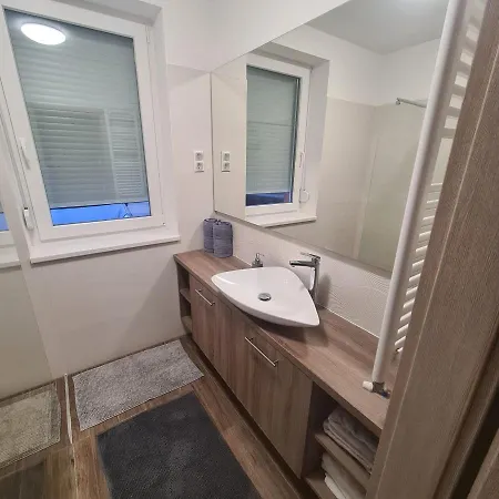 Verebes Appartement *