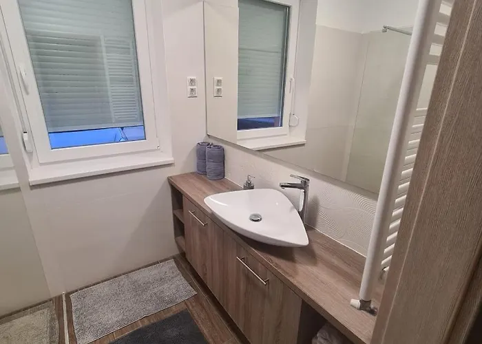 Verebes Apartament *